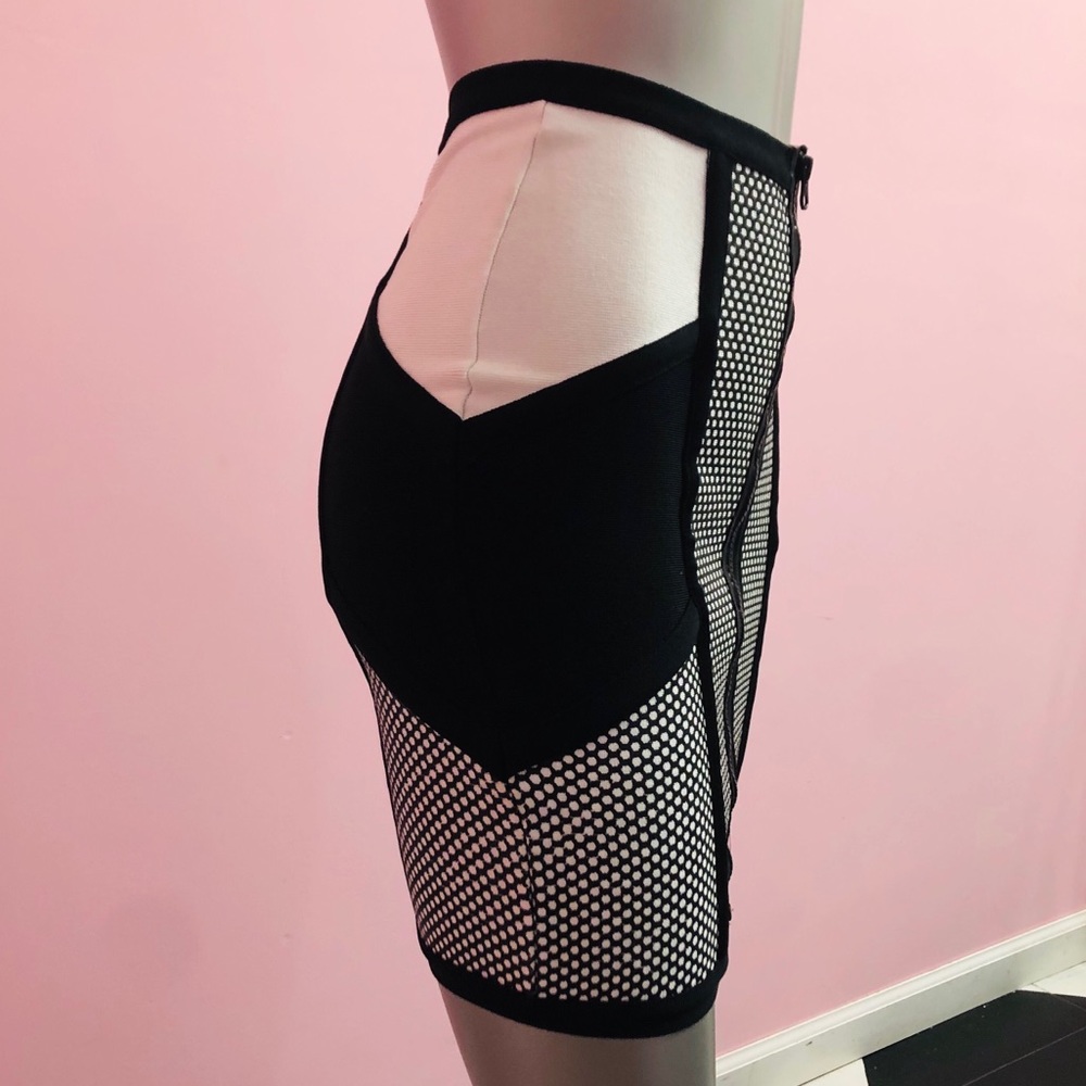Bebe high waisted mini skirt